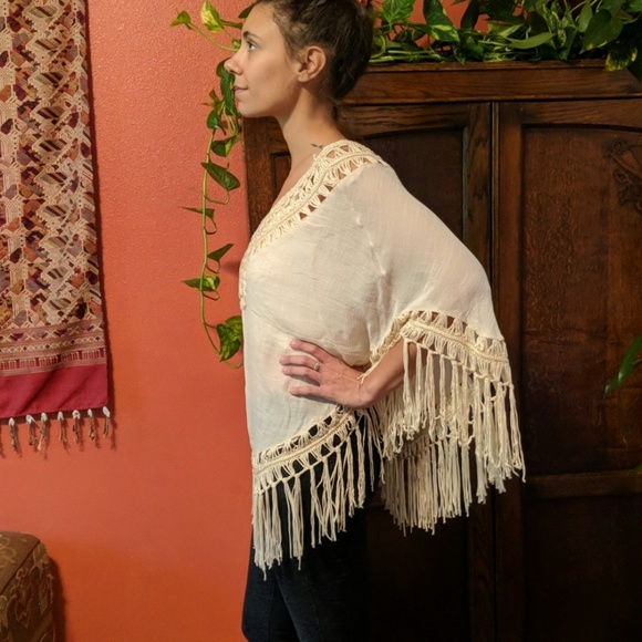 Shawl - Picture 4 of 4